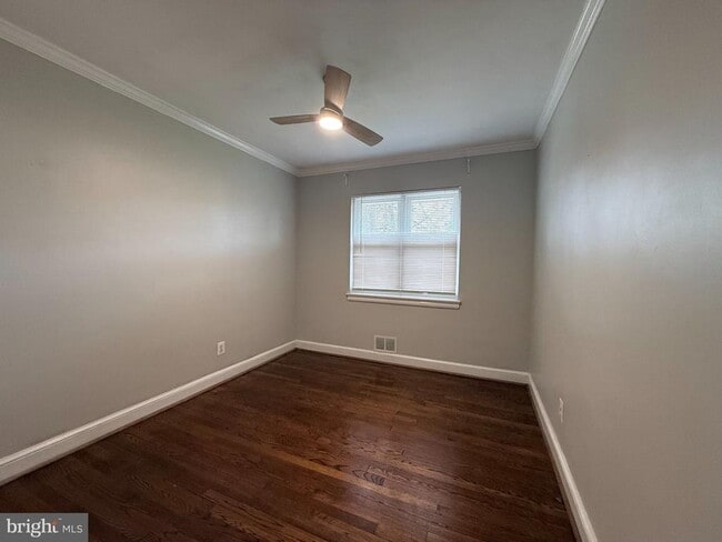 Building Photo - 9709 Saxony Rd