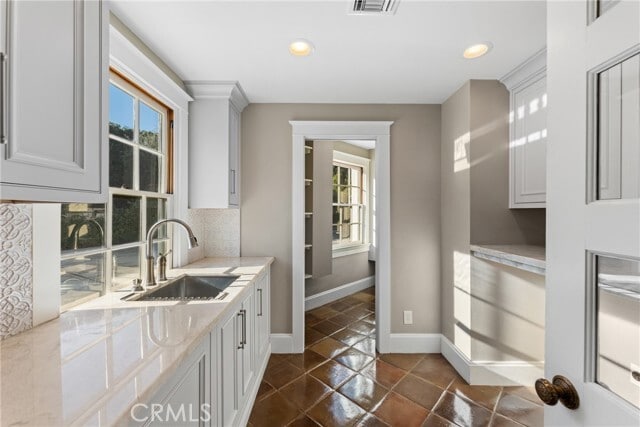 Building Photo - 1205 W Highland Ave