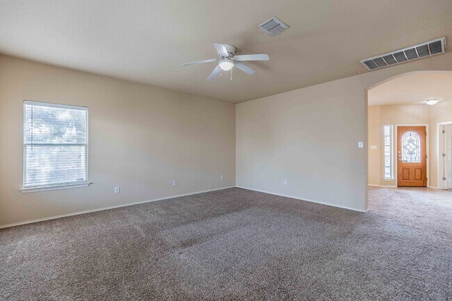 Building Photo - 906 Ashbury Bluff