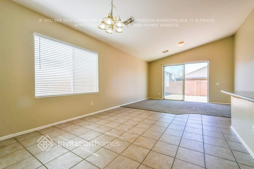 Building Photo - 7002 S 40th Ln