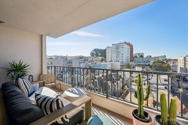 Building Photo - 2040 Franklin St