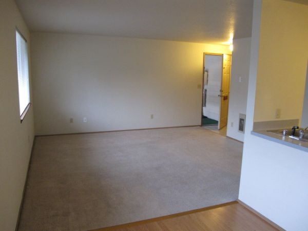 Living Room, Dining Rm - 1908 W Casino Rd