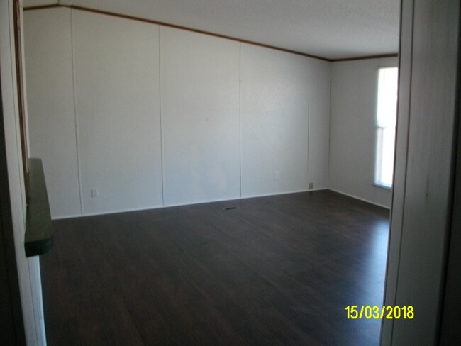 Building Photo - 387 Deanne Ln