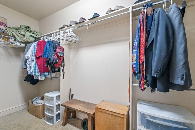 Building Photo - Solar Provided on Great Maumelle home