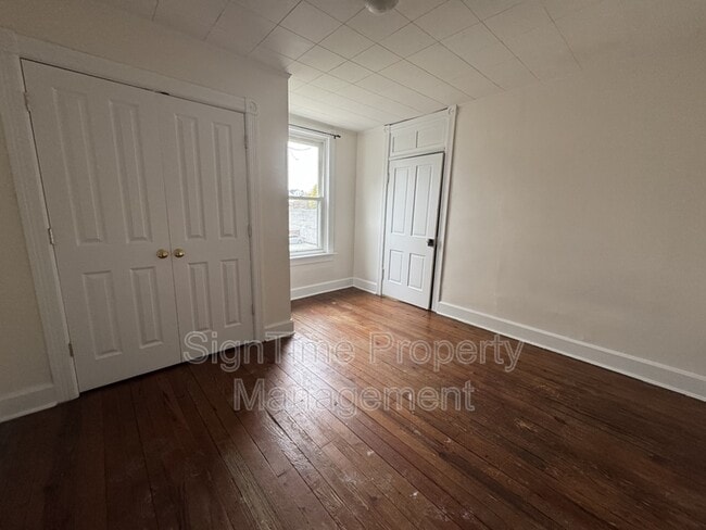 Building Photo - 40 E Franklin St