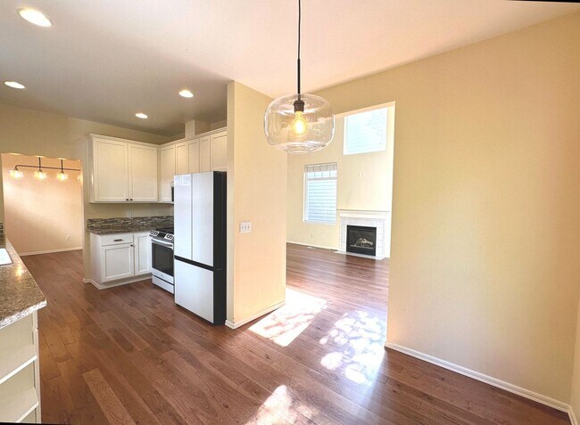 Building Photo - 3Bd/2.5Ba Kirkland House