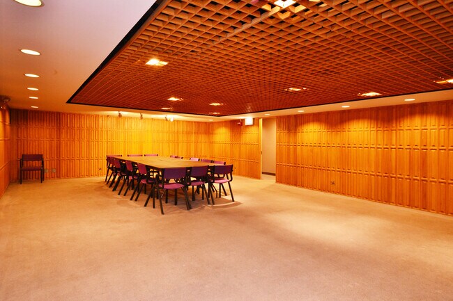 Building Photo - 3600 N Lake Shore Dr