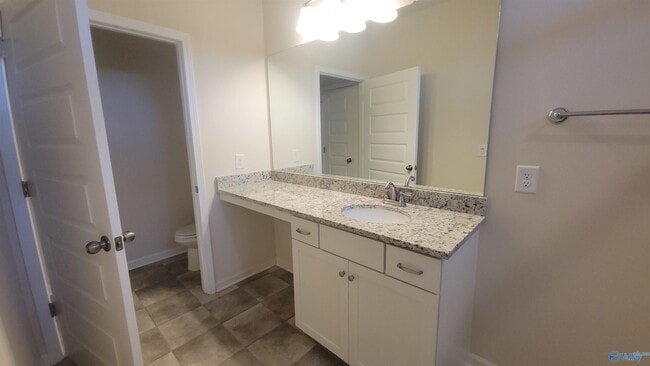 Building Photo - 13030 Lantern Pointe Wy