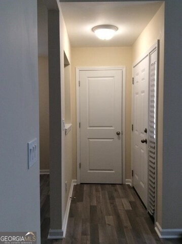 Building Photo - 5987 Sherwood Trace
