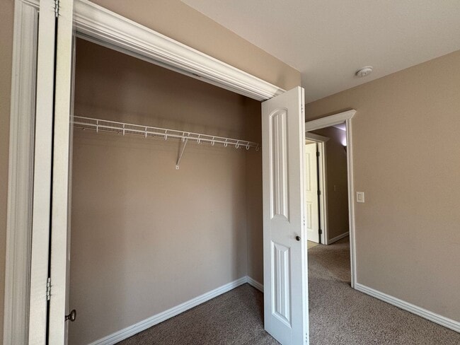 Building Photo - 4467 Castlerock Dr