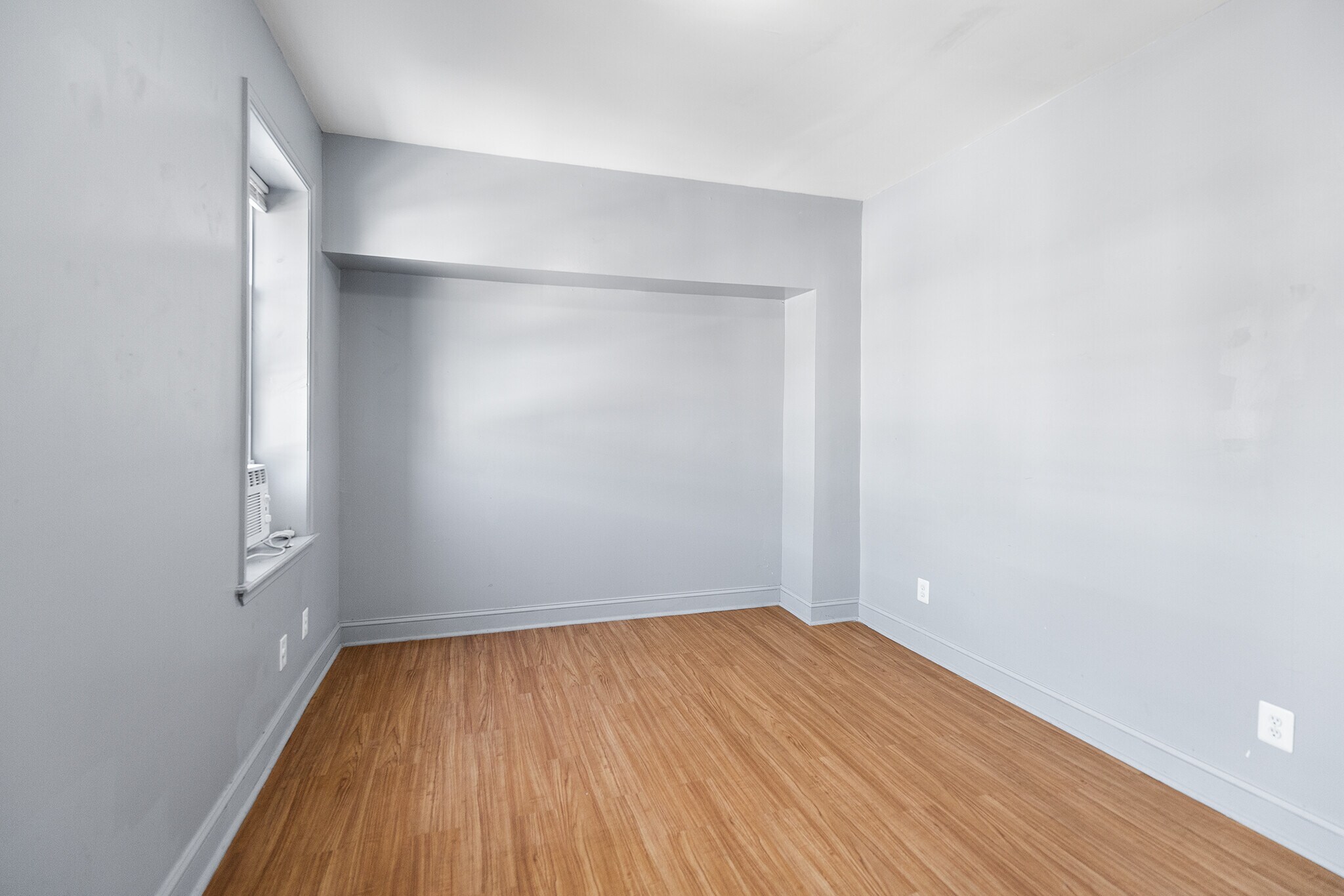 Building Photo - 1624 Edgley St