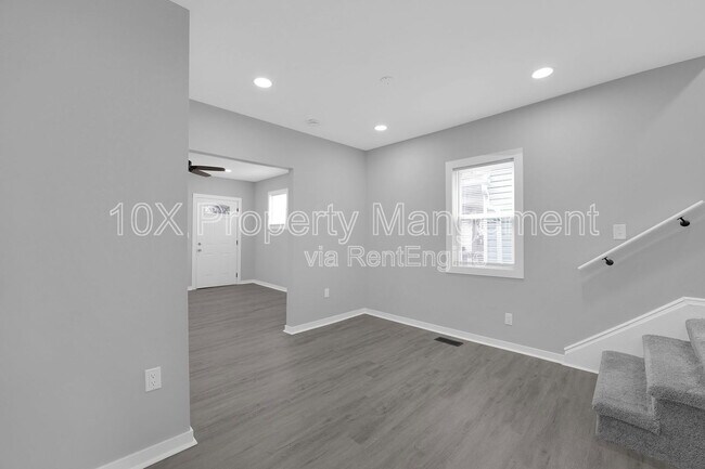Building Photo - 1595 Cleveland Ave