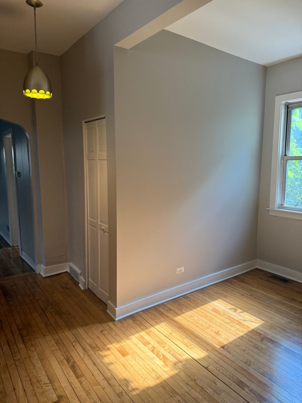 Building Photo - 2138 W McLean Ave