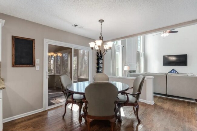 Building Photo - 3610 Bardfield Ct