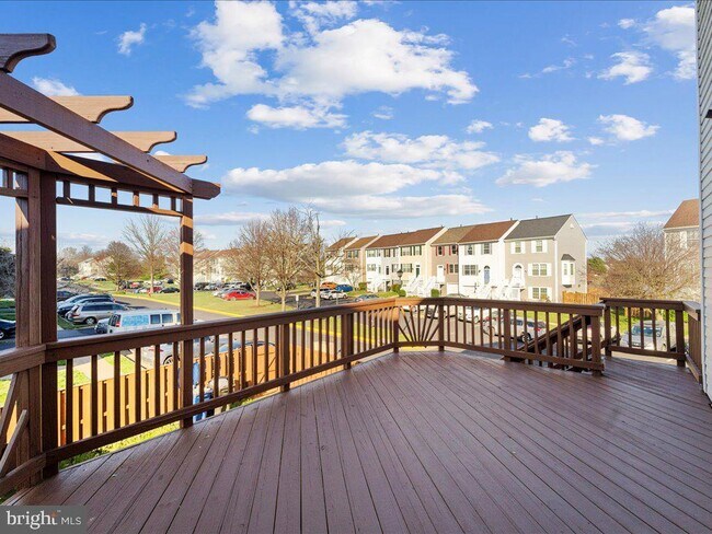 Building Photo - 564 Radford Terrace NE