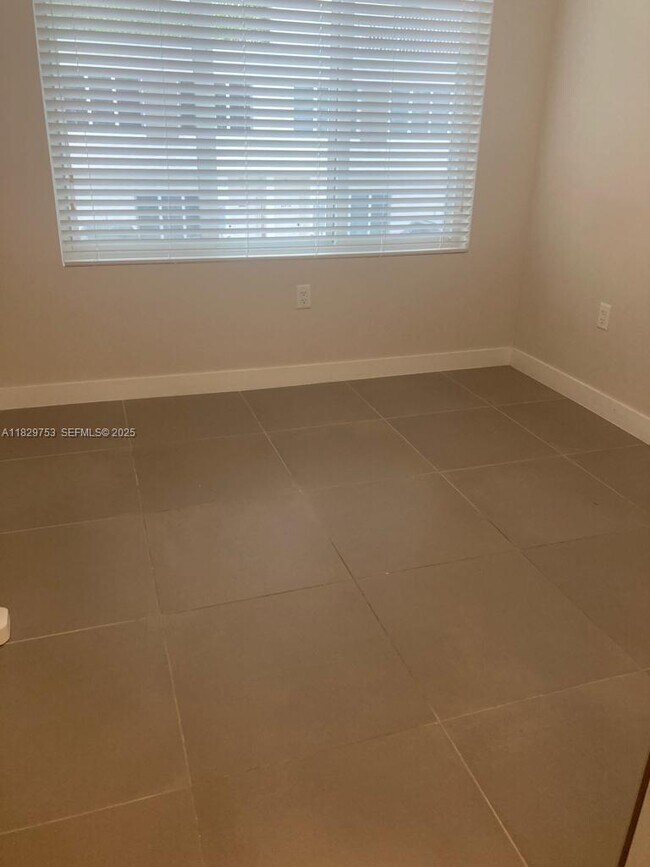 Building Photo - 25767 SW 144th Ave