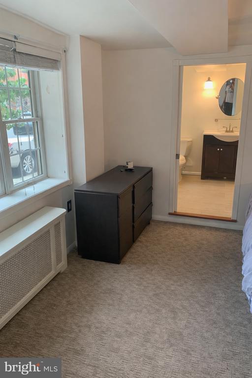 Building Photo - 846 N 27th St