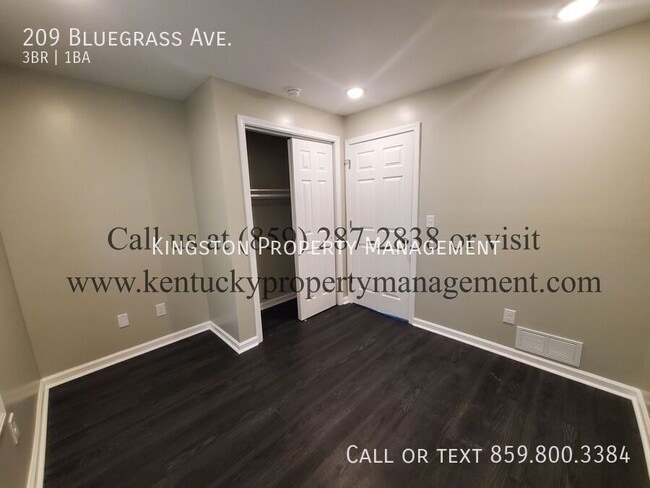 Building Photo - 209 Blue Grass Ave