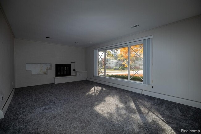 Building Photo - 851 Helston Rd