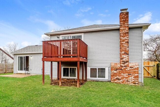 Building Photo - 6464 Firethorn Ave