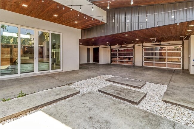 Building Photo - 21 Kilgore Ave