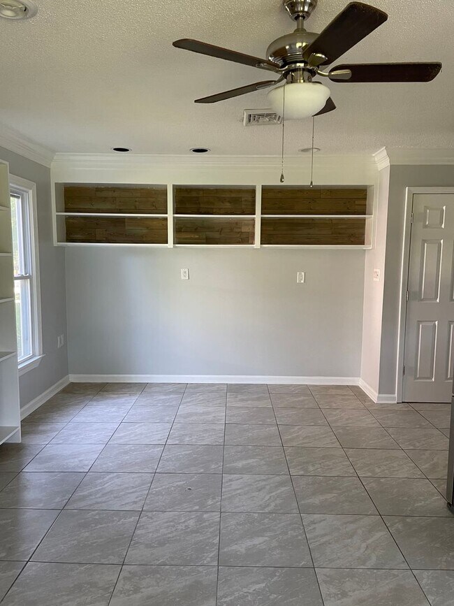 Building Photo - 904 Shipyard Point