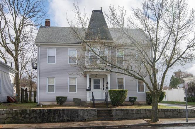 Primary Photo - 127 Legris Ave