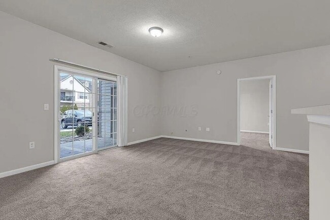 Building Photo - 773 Hidden Springs Dr