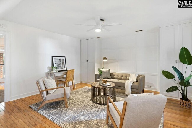 Building Photo - 669 Palisades Dr