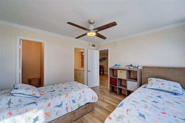 Building Photo - 531 N Ocean Blvd