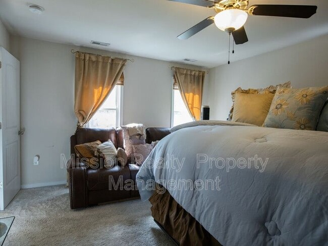 Building Photo - 11412 Parrish Creek Ln