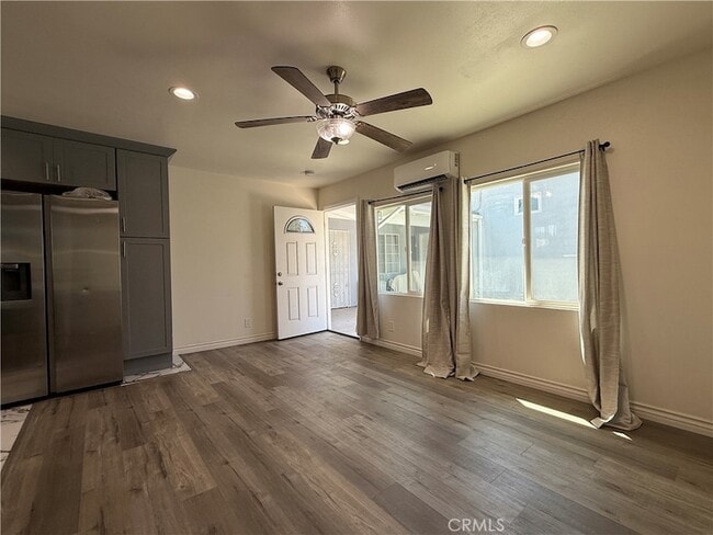 Building Photo - 2203 Felicia Ave