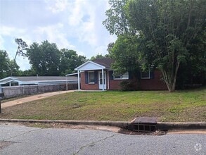 Building Photo - 2132 Ester St