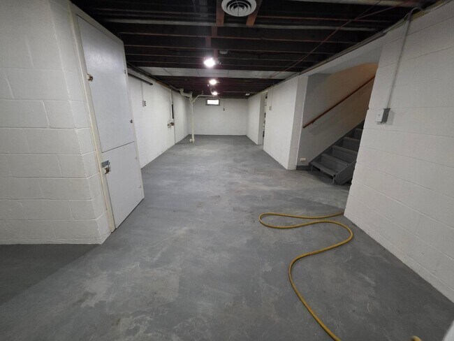 Building Photo - 40 N Gould Rd
