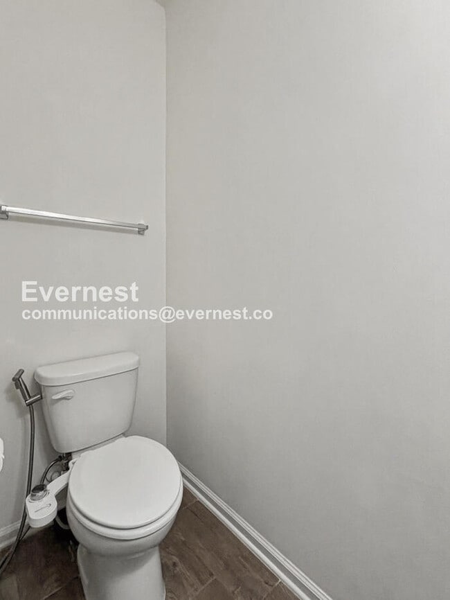 Building Photo - 10612 Presidential Pkwy