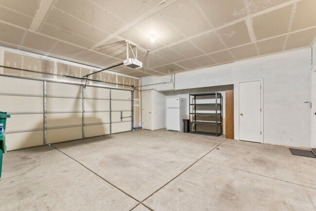 Building Photo - Effortless Living Starts Here — Just Bring Your Suitcase and Step Into Comfort