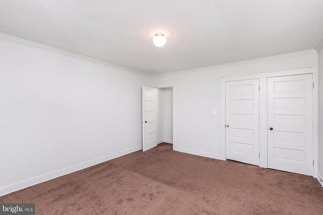 Building Photo - 2 Bedroom Plus Den in a GREAT AREA