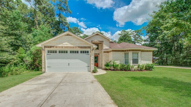 Building Photo - 10572 Twin Oak Dr