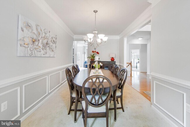 Building Photo - 115 Richard Dr SE