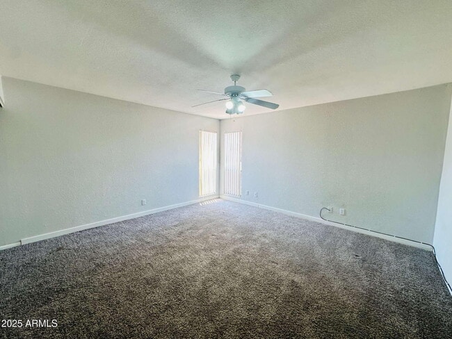 Building Photo - 2675 E Silk Oak Dr