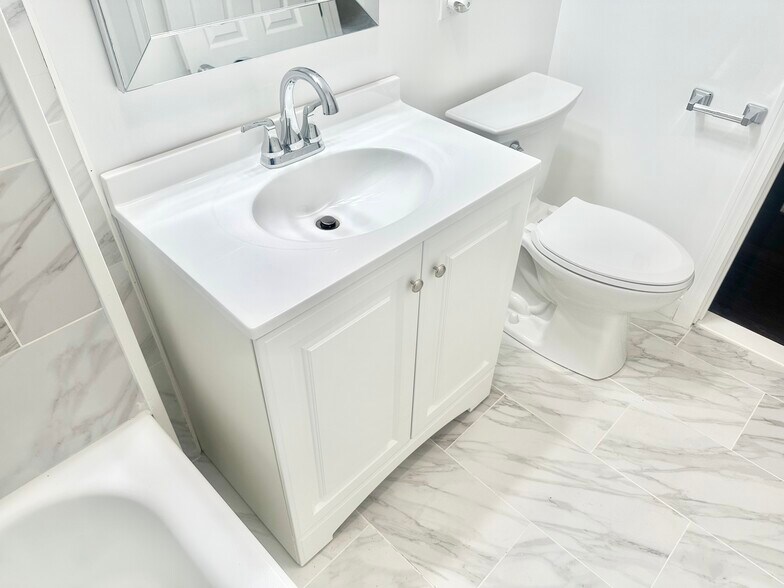 Building Photo - 67 Tremont Ave