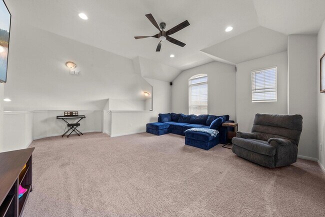 Building Photo - 6413 Mary Lewis Dr