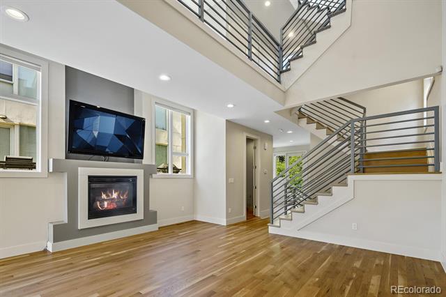 Building Photo - 2414 Glenarm Pl