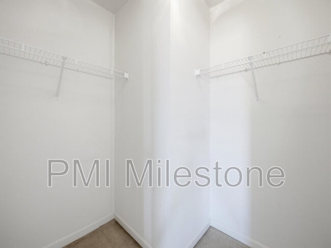 Building Photo - 1247 Mare St
