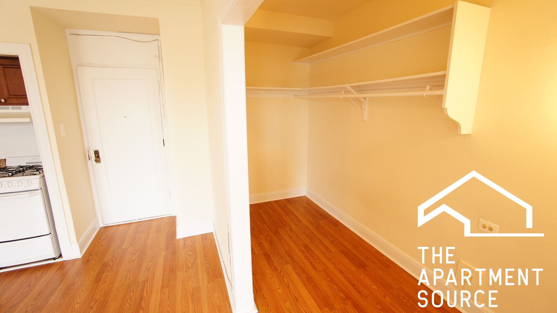 Building Photo - 2774 N Milwaukee Ave