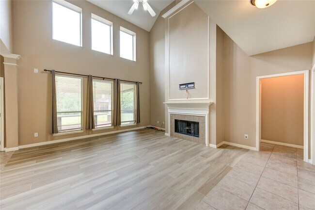 Building Photo - 22122 Shady Heath Ln