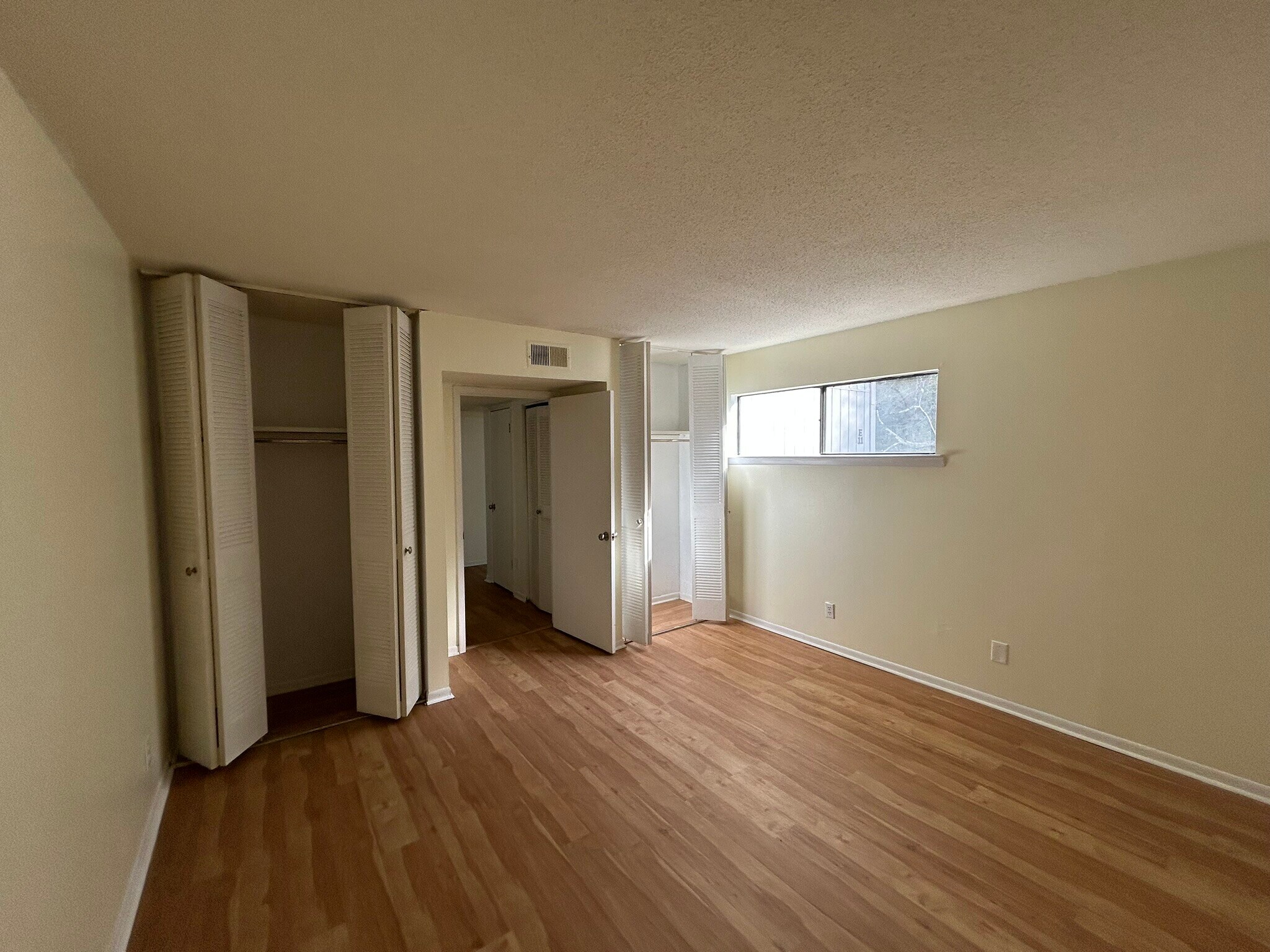 Building Photo - 3350 Altamont Rd