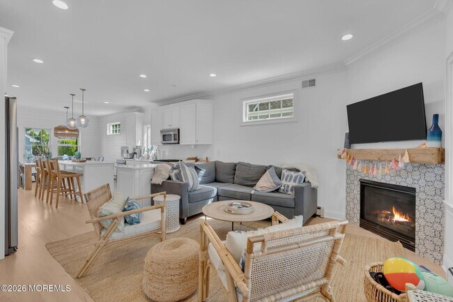 Building Photo - 112 Sylvania Ave