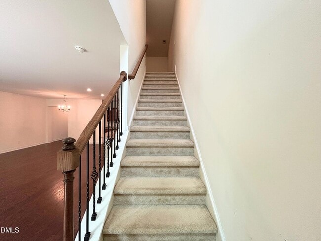 Building Photo - 735 Lampwick Ln
