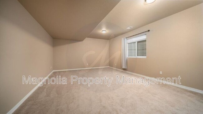 Building Photo - 9916 Wolf Lake Drive